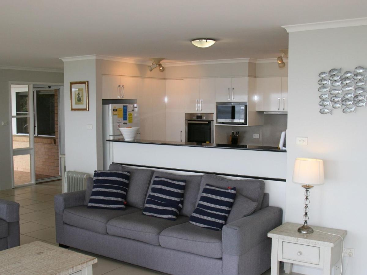 The Clippers 1 Fabulous Waterfront Unit Apartamento Salamander Bay Exterior foto