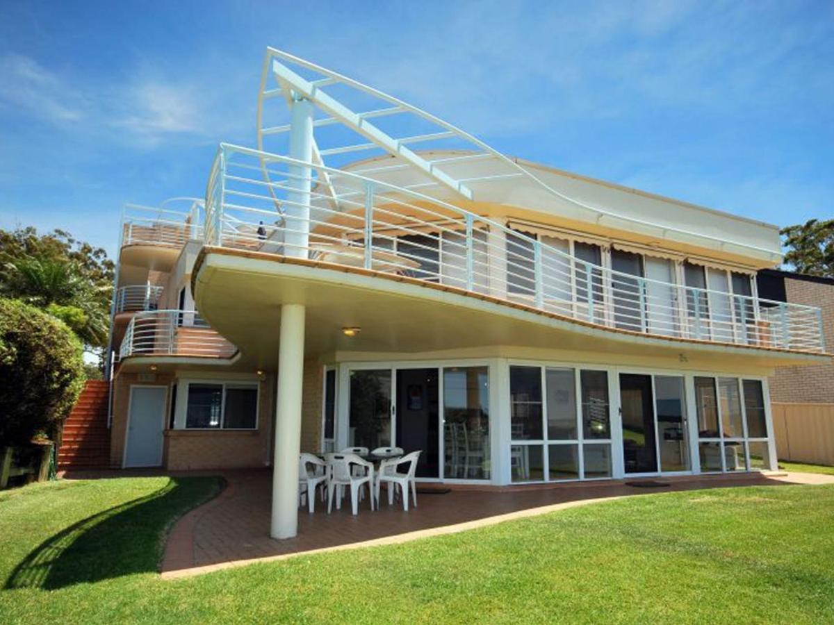 The Clippers 1 Fabulous Waterfront Unit Apartamento Salamander Bay Exterior foto