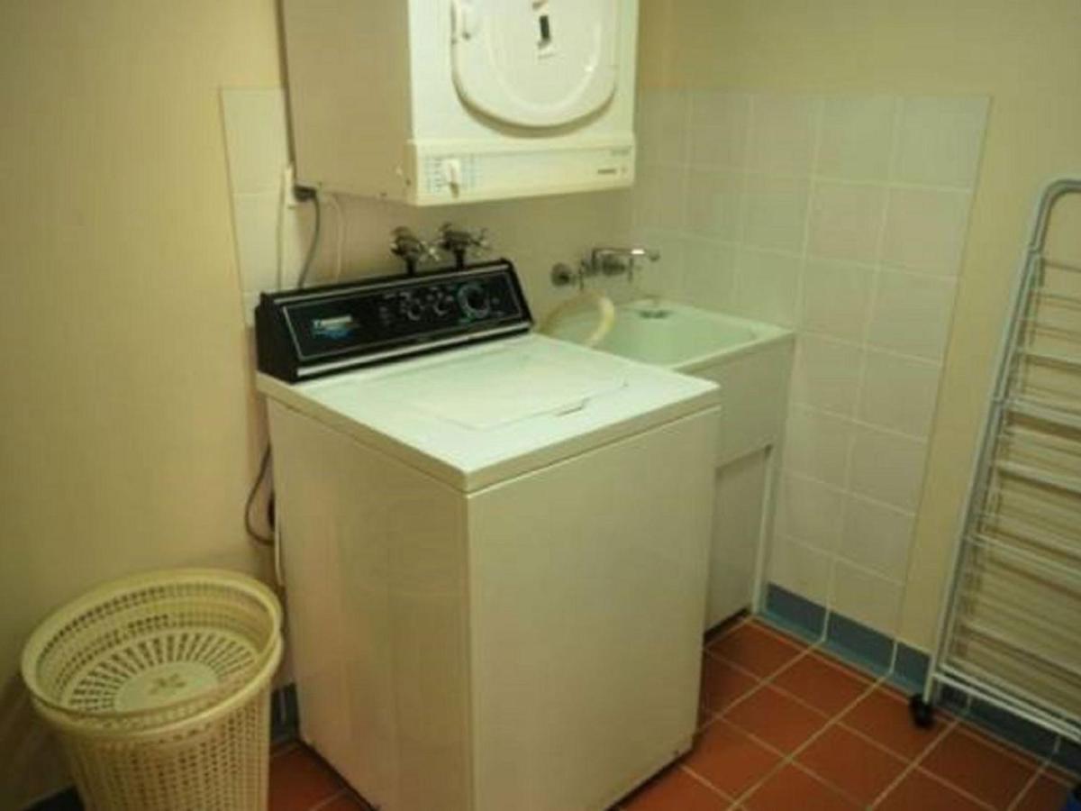 The Clippers 1 Fabulous Waterfront Unit Apartamento Salamander Bay Exterior foto